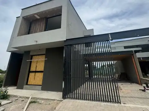 Venta casa a estrenar Nuevo Malagueño. 3 dorm. Fecha de entrega Noviembre 2025