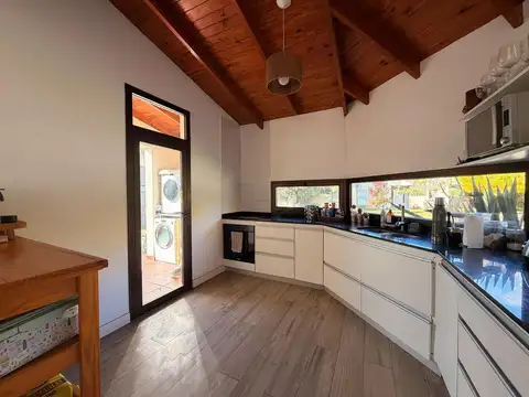 Barrio Cerrado  Manzanares Chico,  Av. Bartolomé Mitre 406