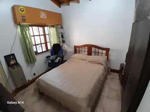 VENTA CASA CON JARDIN MAS DEPTO, GRAN OPORTUNIDAD