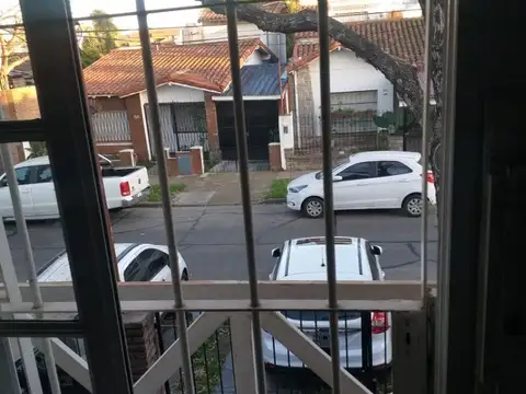 Casa en Alquiler con 1 cochera