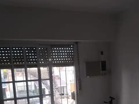 duplex de tres ambientes con cochera