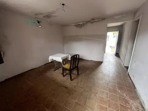 Teniente General Lonardi al 2900