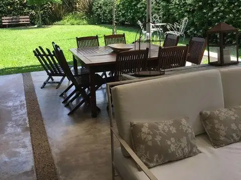Casa en Venta en Los Potrillos, USD 239.000
