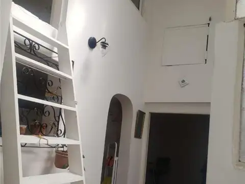 Av Entre Ríos 1000, Piso 1