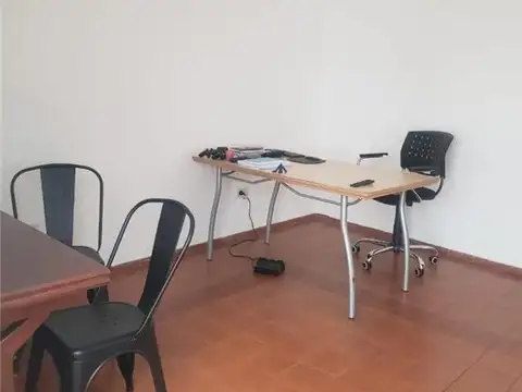 Depto Tipo Casa en Venta 60 años