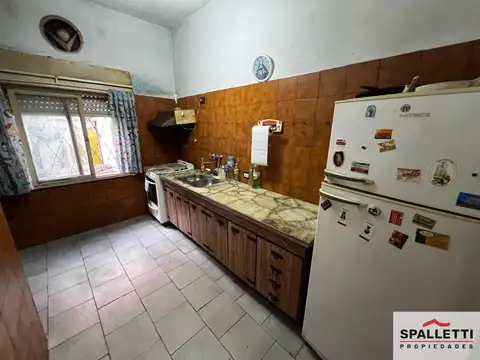 Casa 4 ambientes con 1 baño