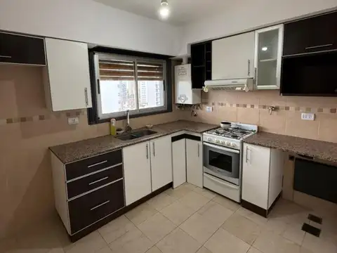 Departamento en Alquiler con 1 cocheras