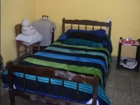 Depto Tipo Casa en Venta en Tolosa, USD 37.000