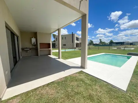 Casa en Venta 1 año