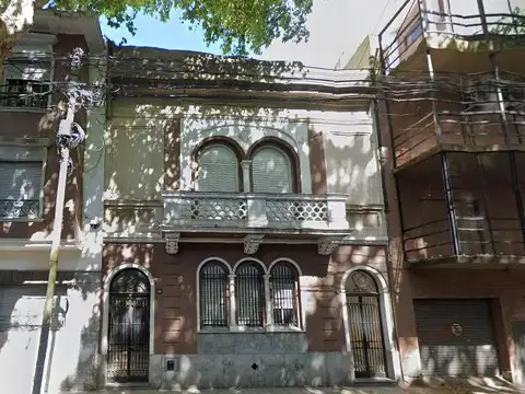 Terreno emplazado en el barrio de Almagro sobre la calle Billinghurst a metros de  la Av Corrientes