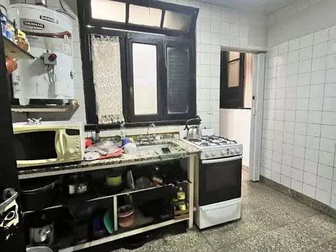 Casa 6 ambientes con 3 baños