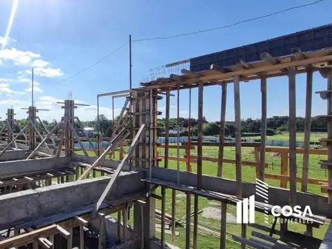 Local en Venta en Fisherton, USD 230.000