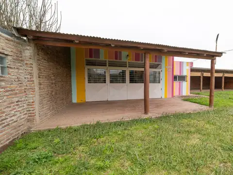 VENTA LOFT AMPLIO CON JARDÍN Y COCHERA