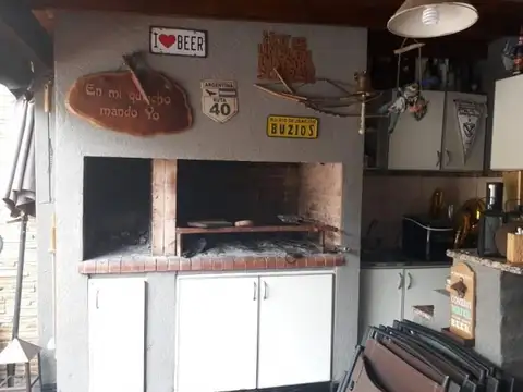 Depto Tipo Casa en Venta en Moron, USD 95.000