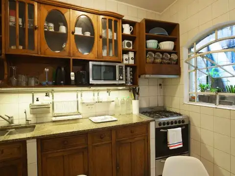 Depto Tipo Casa 5 ambientes con 2 baños