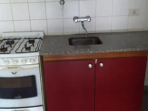 59 e/ 4 y 5 Nº al 400