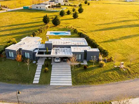 CASA EN VENTA - EL CAMPO FINCAS EXCLUSIVAS CARDALES