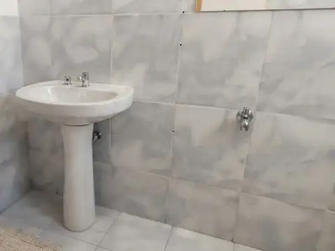 Depto Tipo Casa 16 ambientes con 7 baños