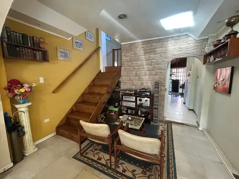 Depto Tipo Casa en Venta en Chilavert, USD 107.000