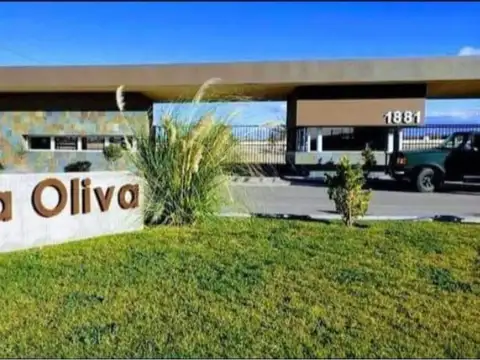 Casa en vnta a estrenar barrio privado Vista Oliva