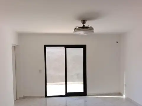 Depto Tipo Casa en Venta de 2 ambientes