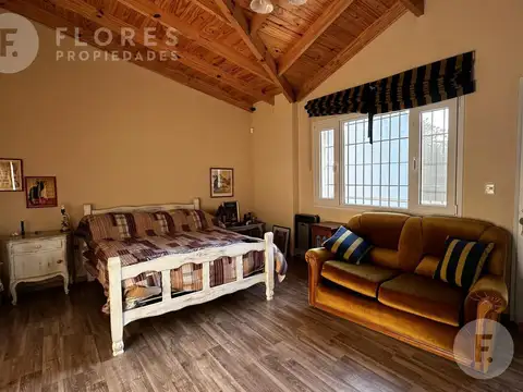 Casa 4 ambientes con 4 baños