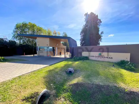 Avenida del Límite 6300, Piso 0