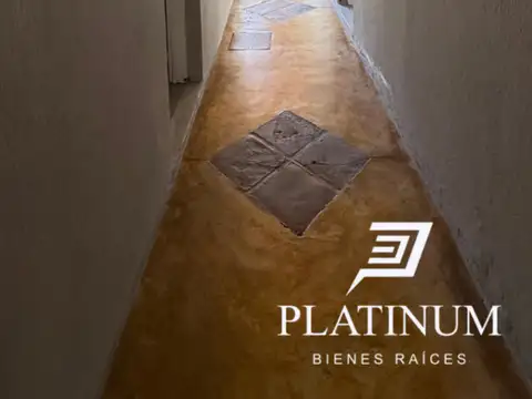 Casa 8 ambientes con 8 baños