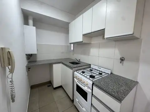 Departamento en Alquiler con 1 cocheras