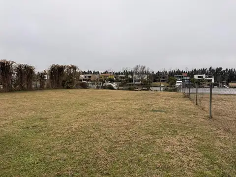 Terreno en Venta en San Juan, USD 340.000