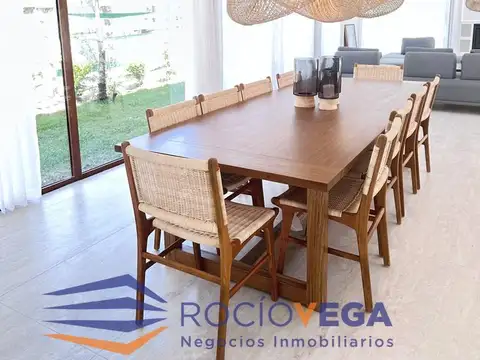 Casa en Venta de 5 dormitorios