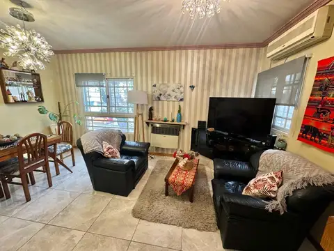 Depto Tipo Casa en Venta de 3 ambientes