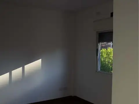 Departamento en Alquiler en Belgrano C, $ 900.000