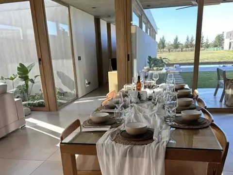 Casa en Venta al Sudeste