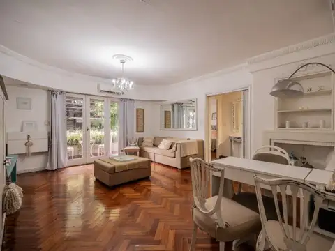 Avenida Olazábal 5200, Piso 1