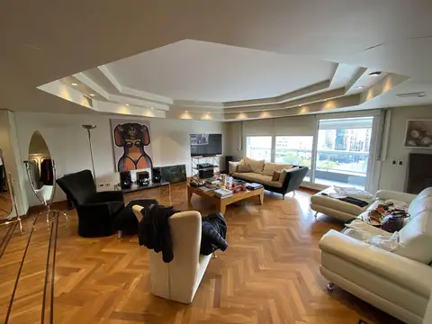 Departamento en Alquiler de 5 ambientes