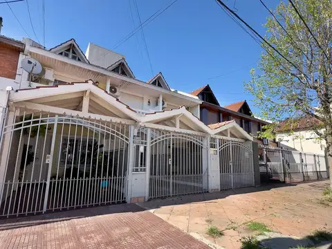 RAMOS MEJIA VTA DUPLEX 3/4 AMB PATIO PLLA TZA COCH