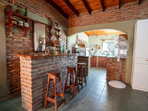 CASA EN VENTA EN BARRIO EL RODEO CALLE 303 ENTRE 44 y 46
