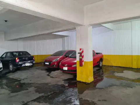Cochera Cubierta en Subsuelo a metros de Peatonal Arieta - S.Justo (Ctro)