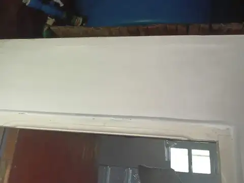 Calle 8 bis 4379 entre 503 y diagonal norte