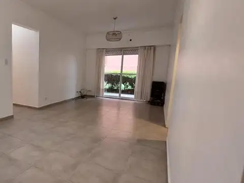 VENTA DEPARTAMENTO 4 AMBIENTE BERNAL