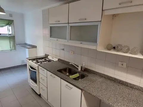 VENTA DEPARTAMENTO 4 AMBIENTE BERNAL BARRIO PARQUE