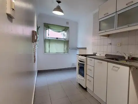 Departamento 4 ambientes con 2 baños