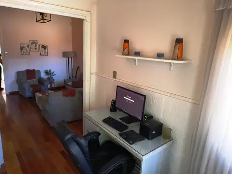 Depto Tipo Casa en Alquiler de 4 ambientes