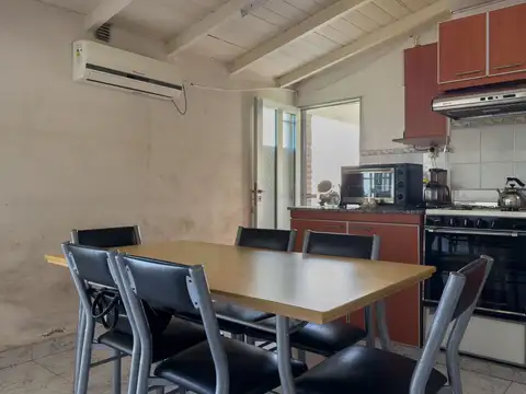 Calle 477 entre 19 y 20 2400