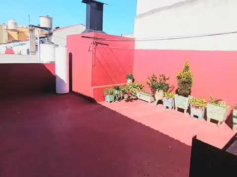 Depto Tipo Casa en Venta 56 años