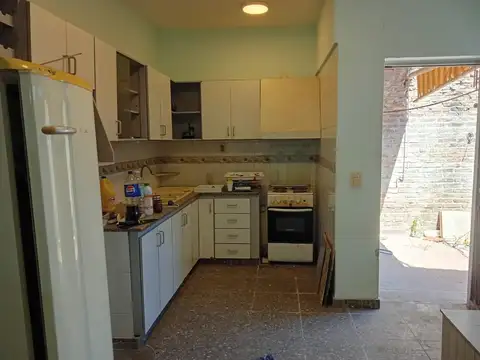 CASA 4 AMBIENTES VENTA MERLO