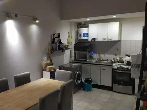 Depto Tipo Casa en Venta de 2 ambientes