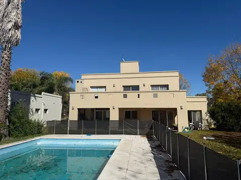 Casa en Venta en Countries y Barrios Cerrados en Moreno, Partido de Moreno