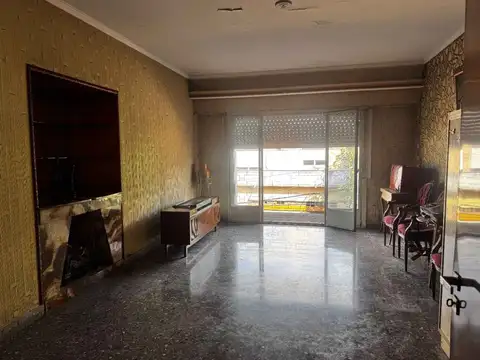 Casa en Venta en Valentin Alsina, USD 175.000